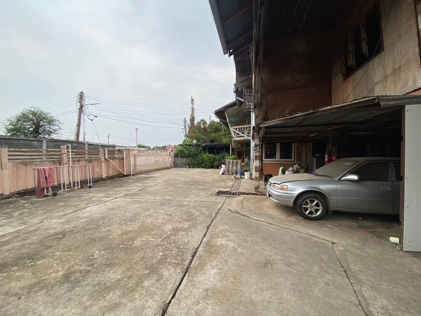 KTB : ที่ดินพร้อมสิ่งปลูกสร้าง ตำบลลำปลายมาศ บุรีรัมย์ 62NE033503028