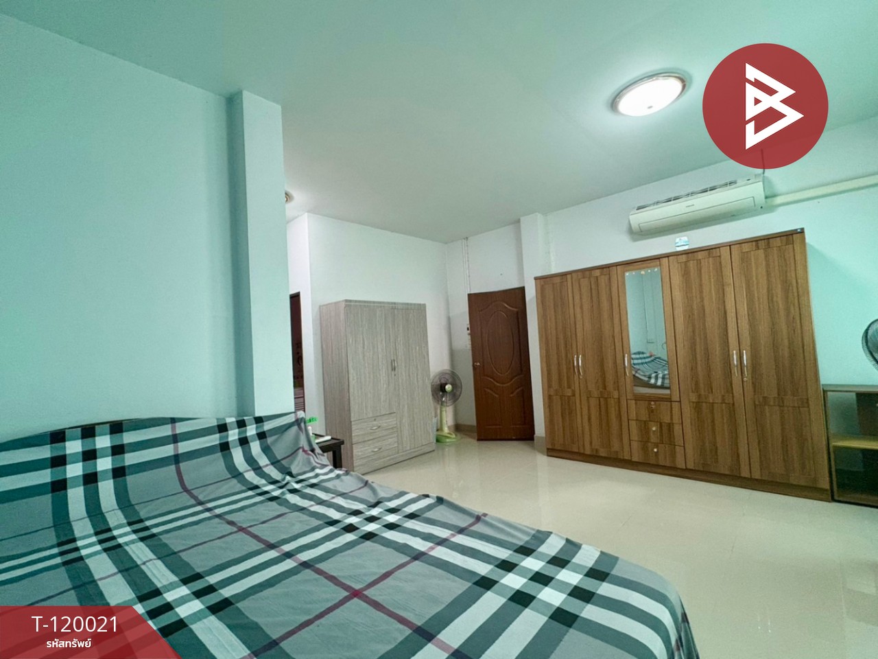 ขายบ้านเดี่ยว หมู่บ้านไอซ์แลนด์ 4 เมืองนครสวรรค์ พร้อมเข้าอยู่