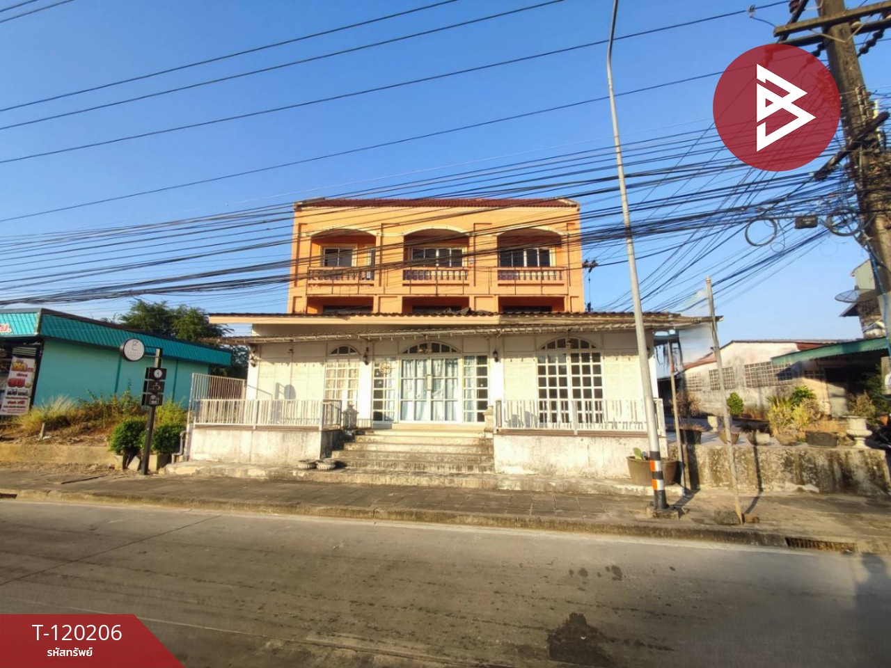 ขายบ้านเดี่ยวติดถนน เนื้อที่ 1 งาน 32.5 ตร.วา เขาสมิง ตราด