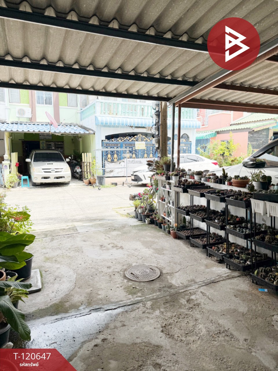 ขายทาวน์เฮ้าส์ หมู่บ้านแฟมิลี่ปาร์ค ชลบุรี (Family Park)