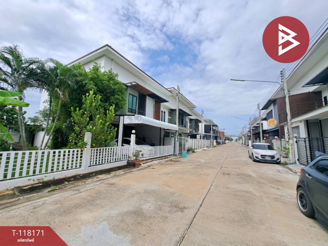 ขายทาวน์เฮ้าส์ หมู่บ้านดีพร้อม วิลล์ (D Promp Ville) วัดไทร นครสวรรค์