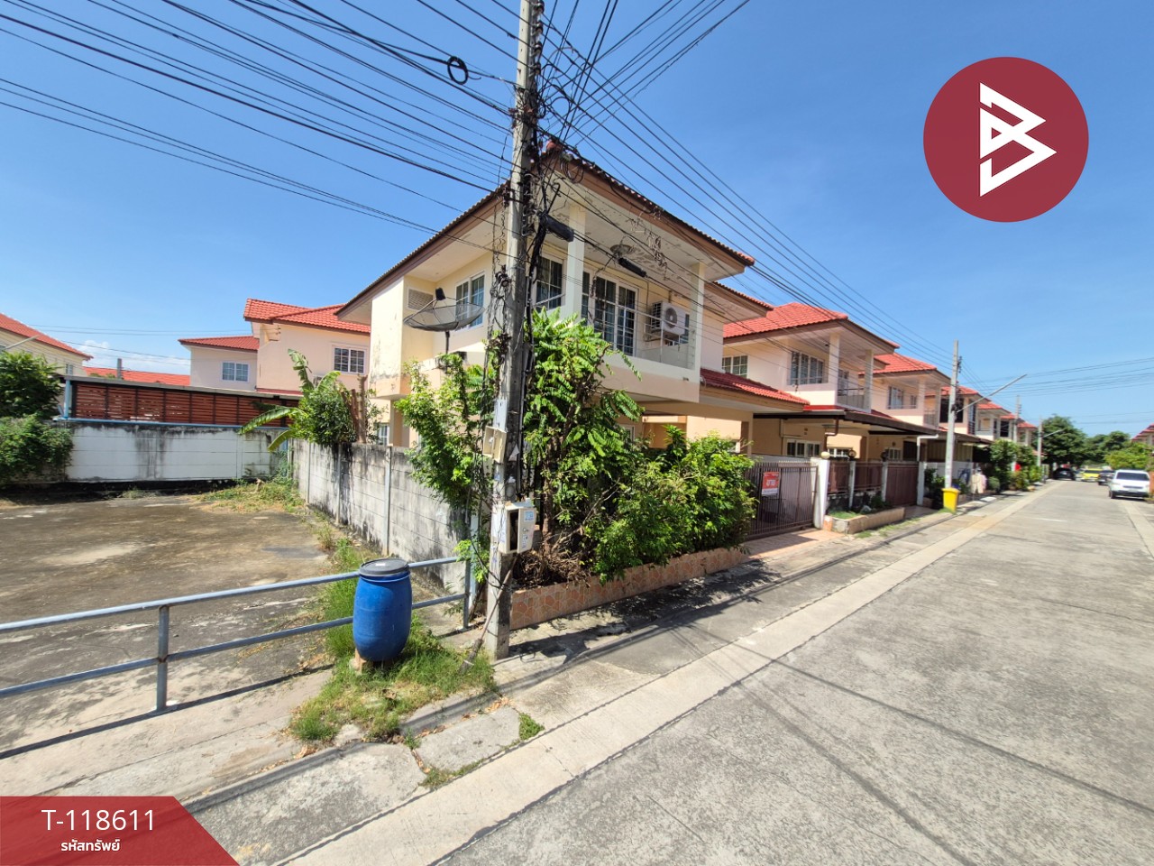 ขายบ้านแฝด หมู่บ้านทัศรินทร์ แพรกษา (ซ.มังกร-ขันดี) สมุทรปราการ