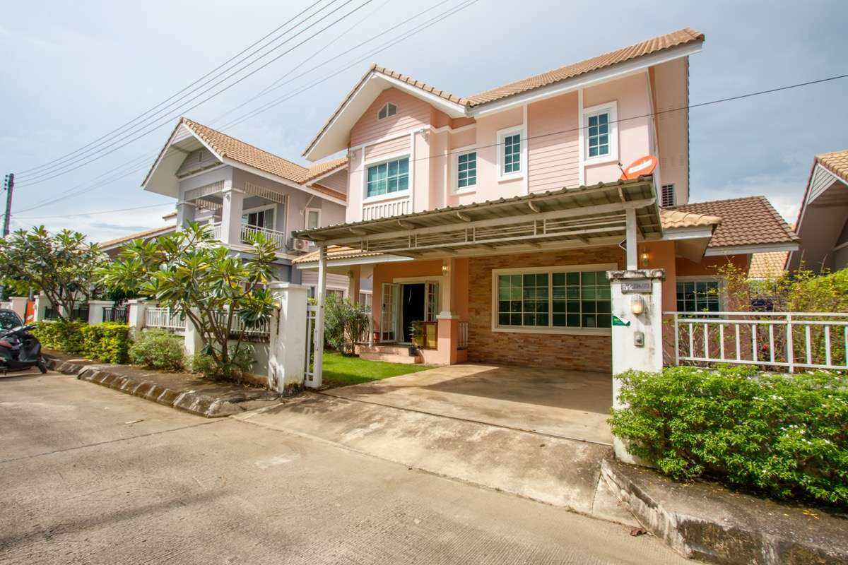 3-Bedroom House in Park Avenue (Koolpunt Ville 15), San Pu Loei, Doi Saket