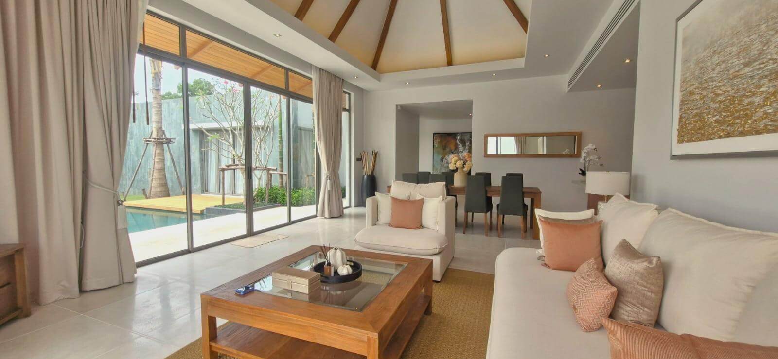 Elegant 4 Bedroom Pool Villa at Anchan Flora Layan For Rent