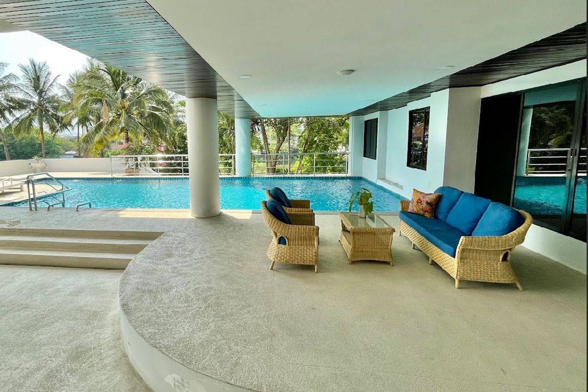 ให้เช่าและขายคอนโด 3 ห้องนอน ที่ The Embassy house Condominium