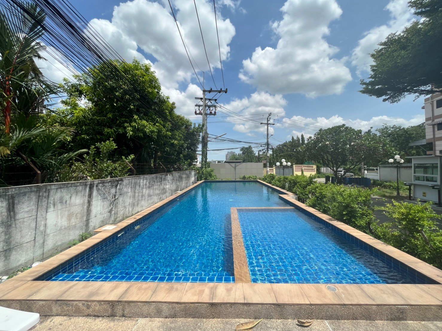 ทาวน์โฮม : ราชพฤกษ์ คอนโดมิเนียม