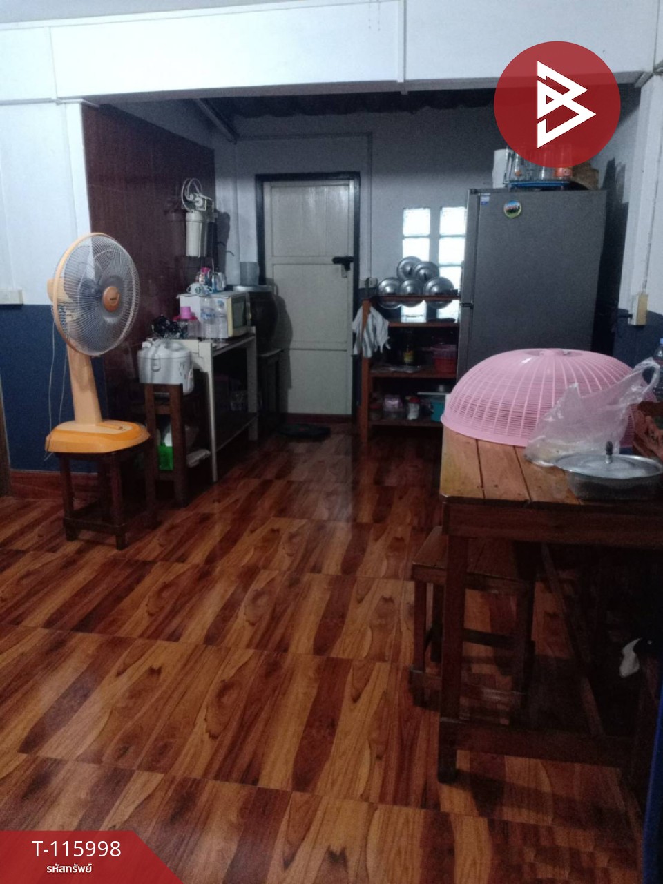 ขายทาวน์เฮ้าส์ หมู่บ้านไทรงาม เทศบาลบางปู57 ท้ายบ้านใหม่ สมุทรปราการ