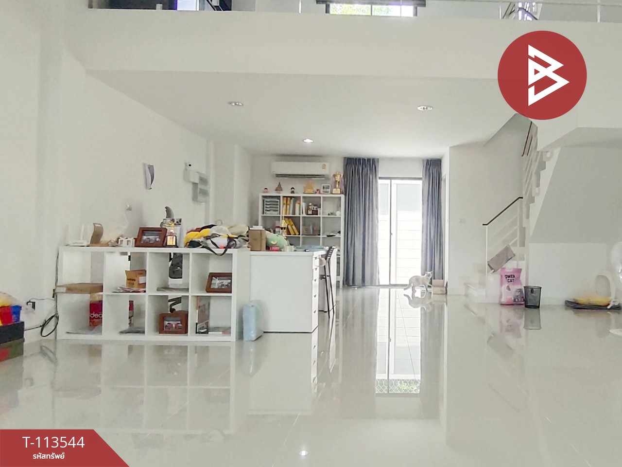 ขายสำนักงาน หมู่บ้านทรีโอ ร่มเกล้า (Trio Romklao) กรุงเทพฯ พร้อมดำเนินกิจการ