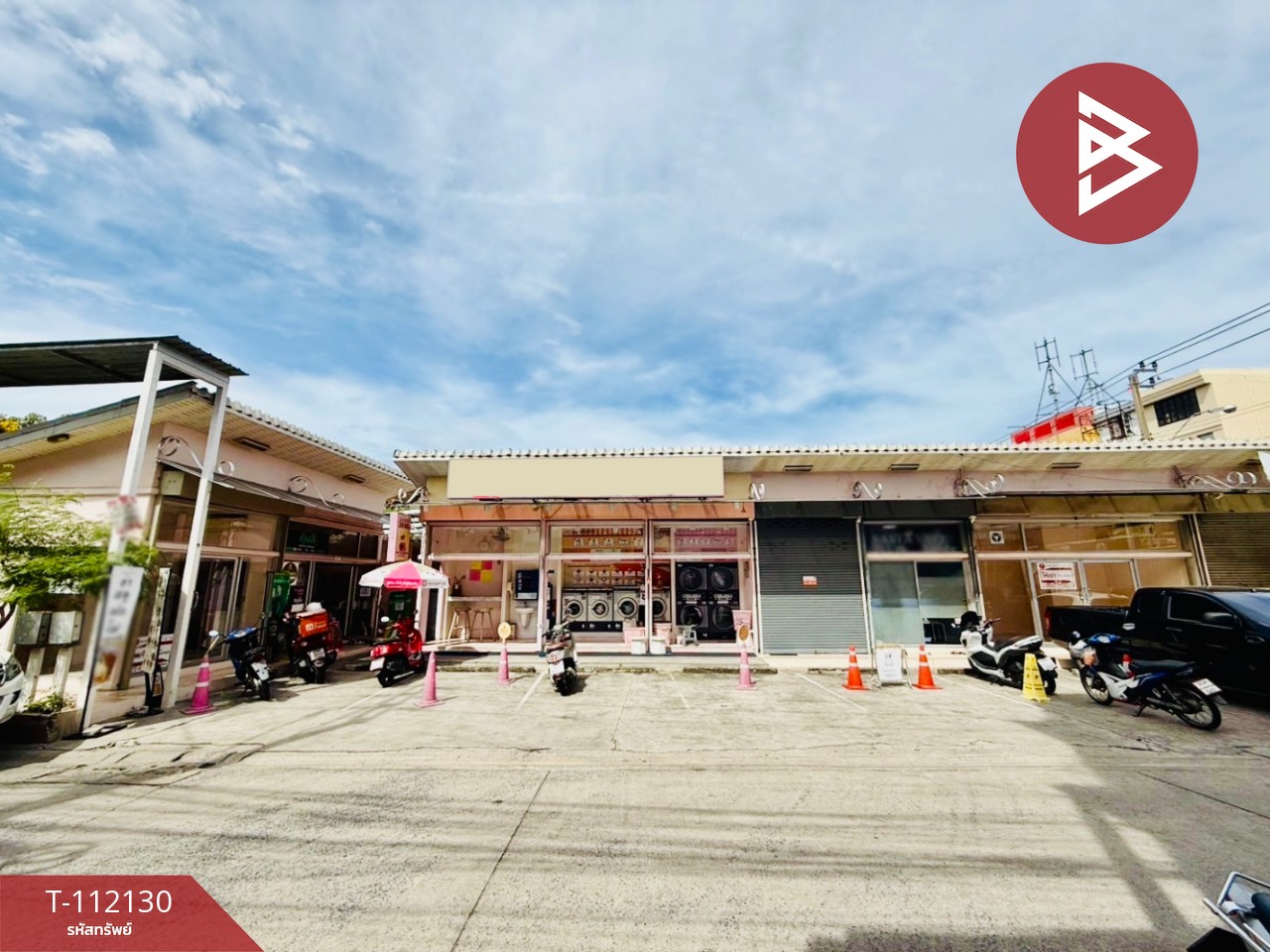 ให้เช่าพื้นที่ขายของพร้อมร้านค้า ซอยโชคชัย 4 แยก 49 ลาดพร้าว กรุงเทพมหานคร