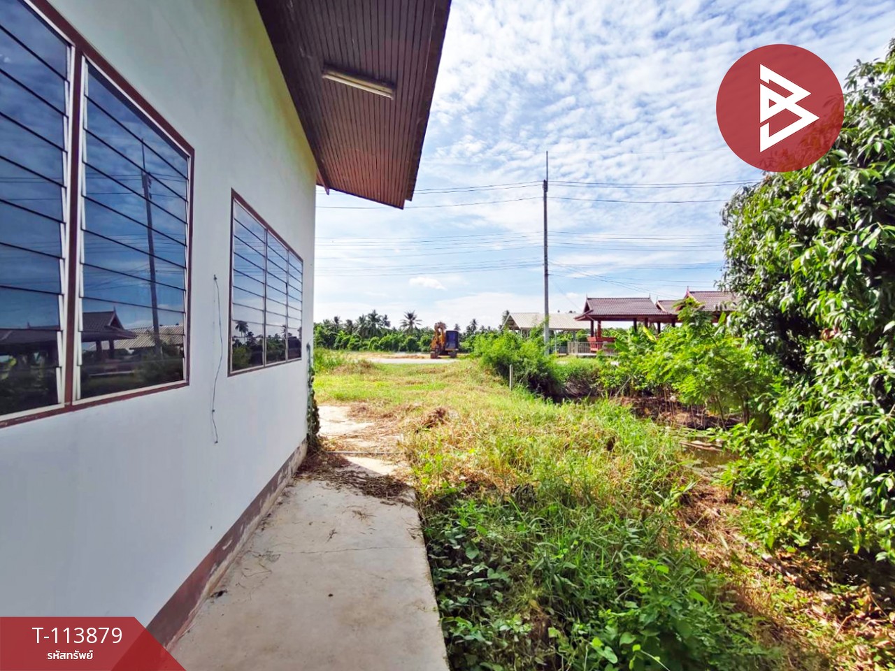 ขายบ้านเดี่ยวพร้อมที่ดิน เนื้อที่ 1 งาน 51 ตร.วา สามพราน นครปฐม