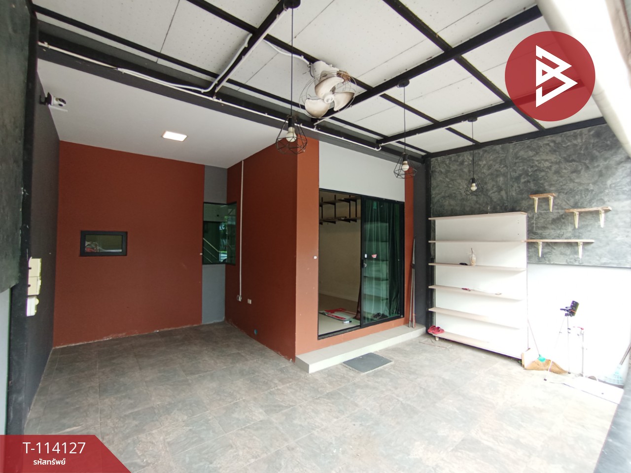 ขายทาวน์เฮ้าส์ 2 ชั้น หมู่บ้านสิริเพลส นวนคร (Siri Place Nawanakorn) ทำเลดีหน้าสวน