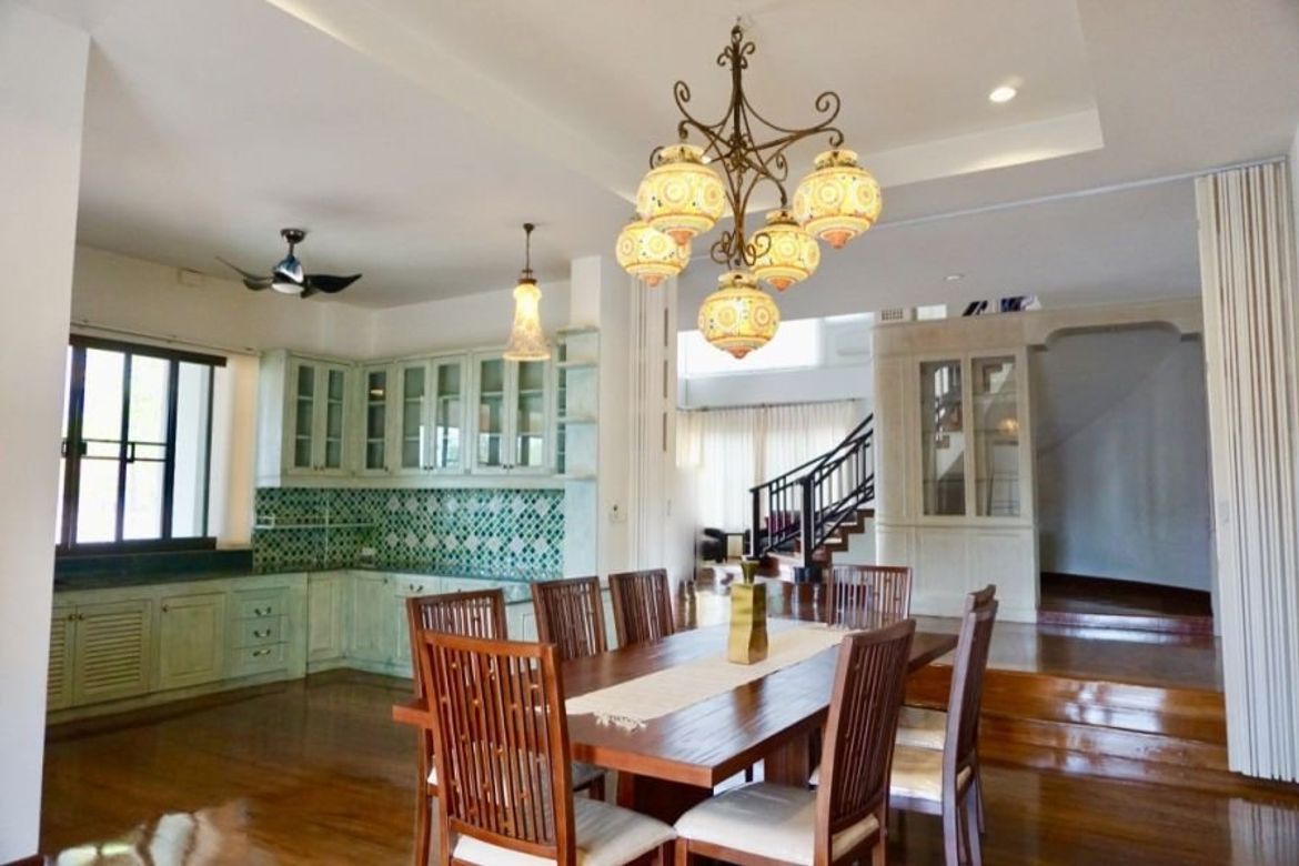 5 bed family home with private pool for rent in Hang Dong area, Chiang Mai