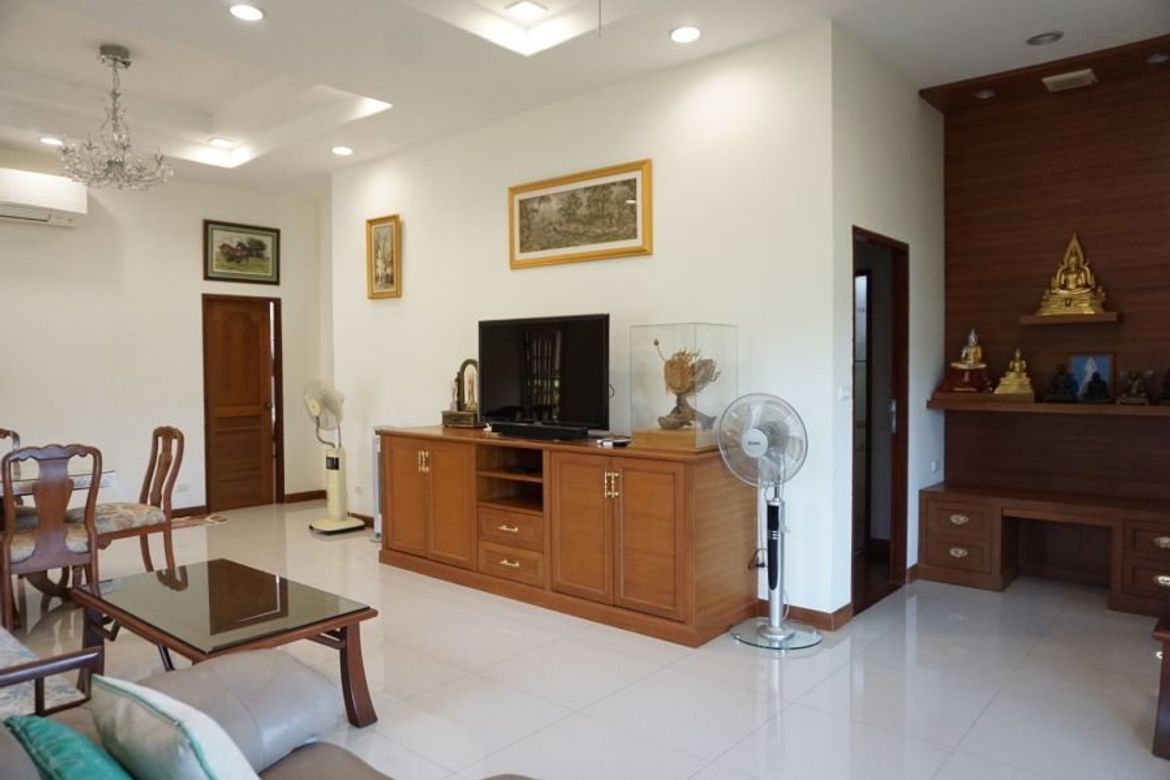 One story house for rent or sale in Muang Chiang Mai