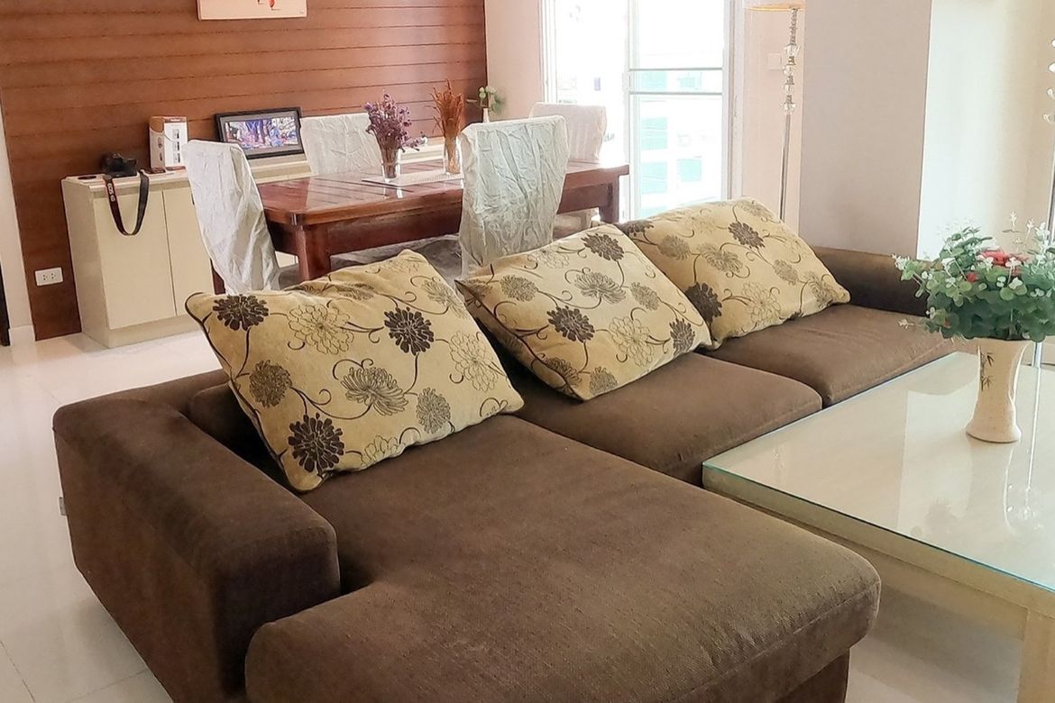 2 bed unit for sale in Chang Klan, Muang Chiang Mai