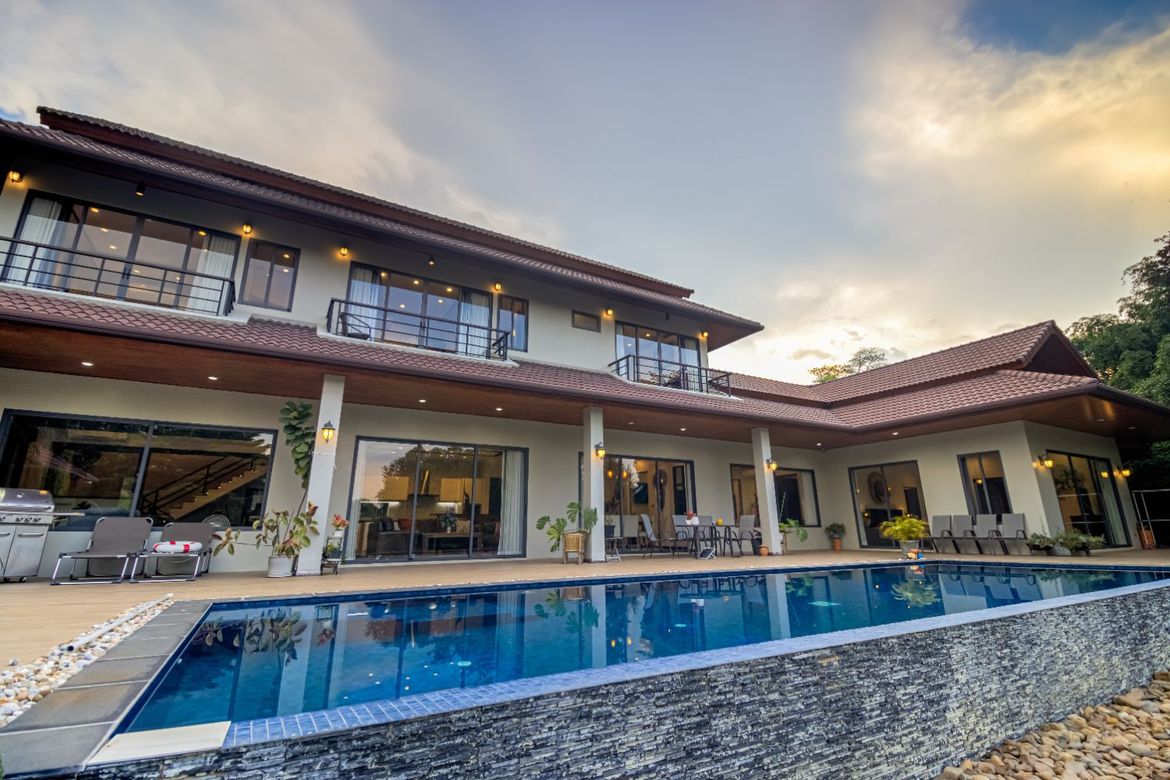 Stunning 5 Bedrooms Two-Story Home for Rent in Baan Wang Tan Village