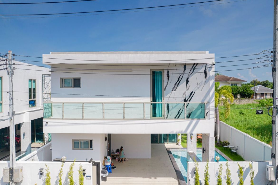 Stunning Two-Story Single House with Private Pool for Sale