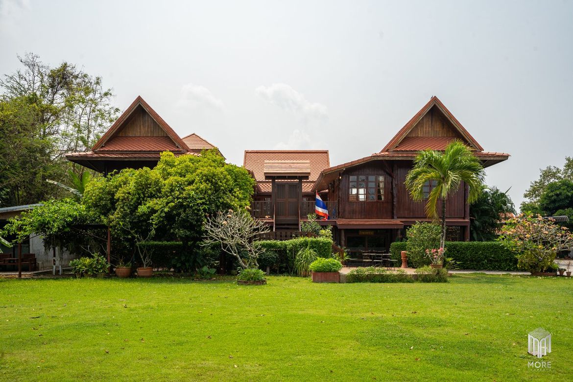 More-023PS Thai teak house for sale in Chiang Mai With swimming pool, Yard , vegetable plot , Near San Kamphaeng Market, San Kamphaeng District, Chian