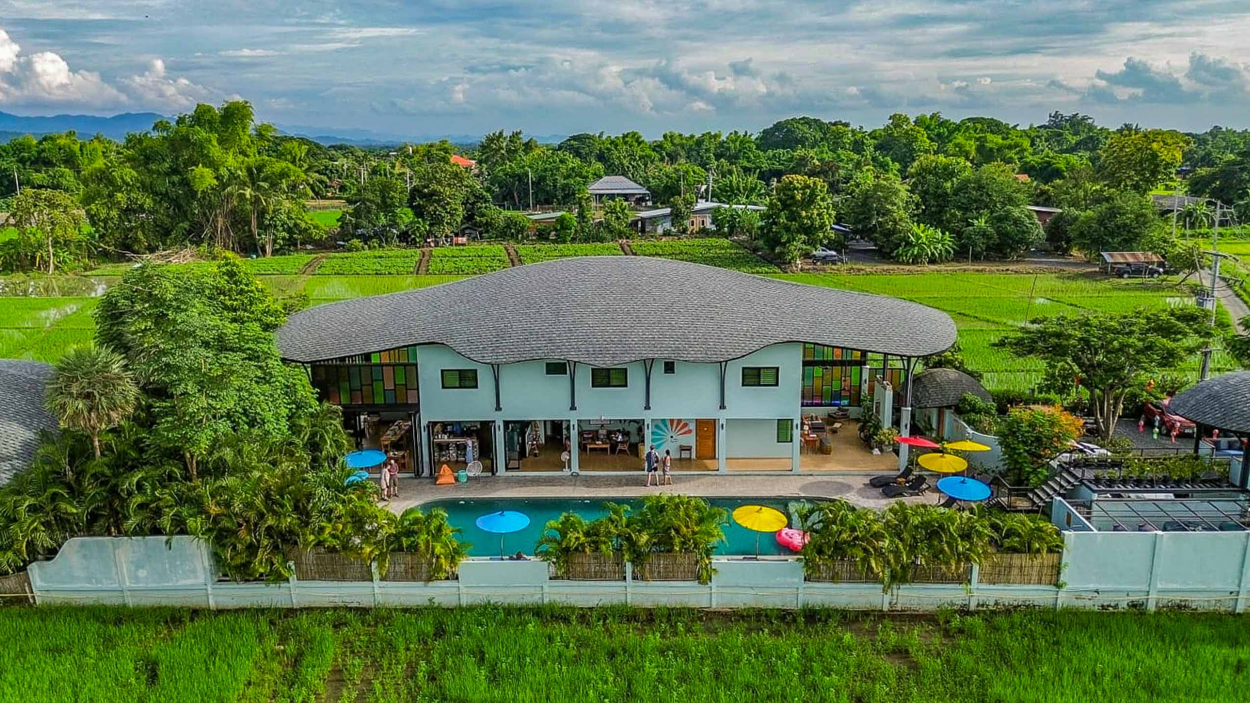 Small Hotel - For Sale - Doi Saket, Chiang Mai