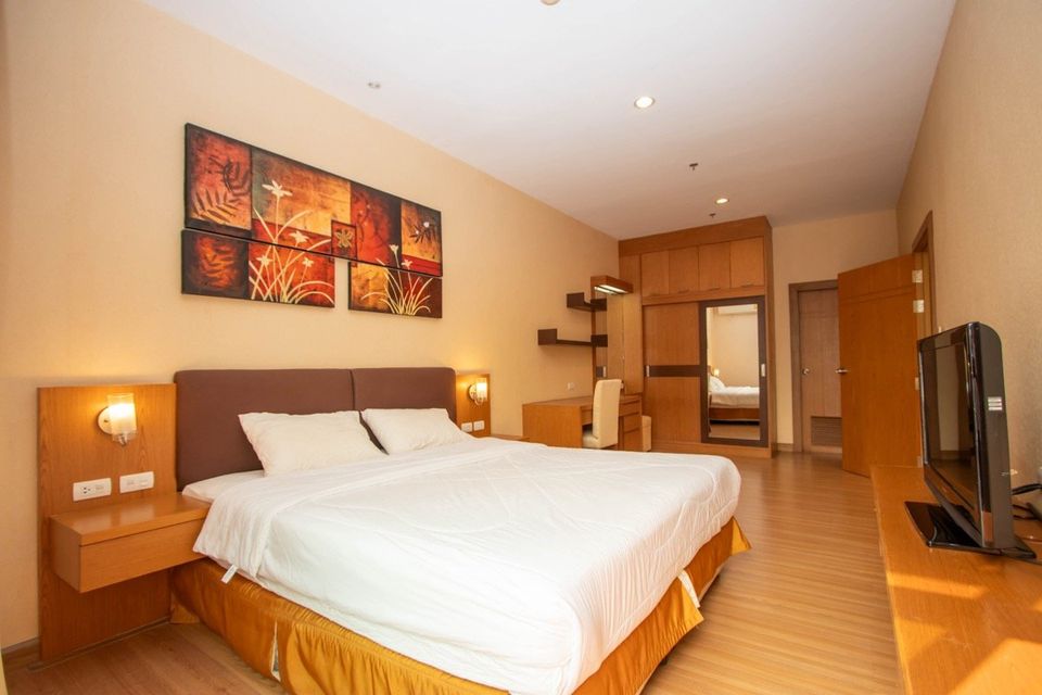 Condo for Sale at Touch Hill Place