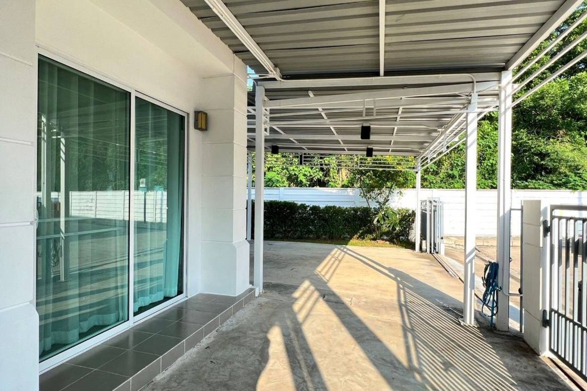 3 bed townhome for rent or sale near Big C Don Chan, Chiang Mai
