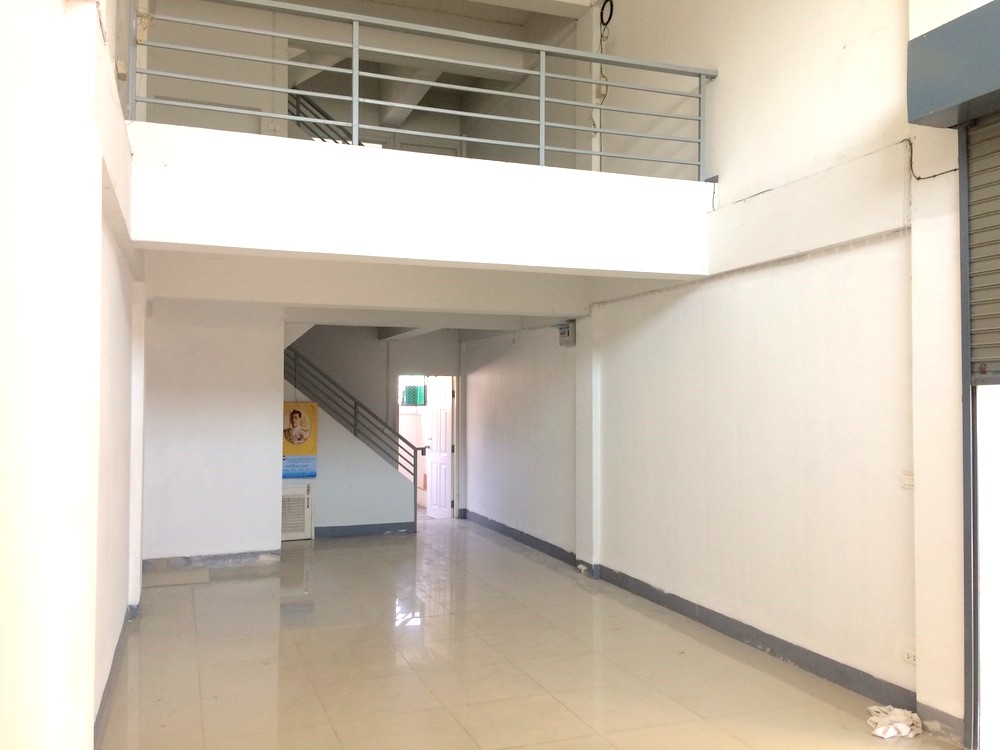 Commercial Building Shop House For Rent Sansai Chiang Mai