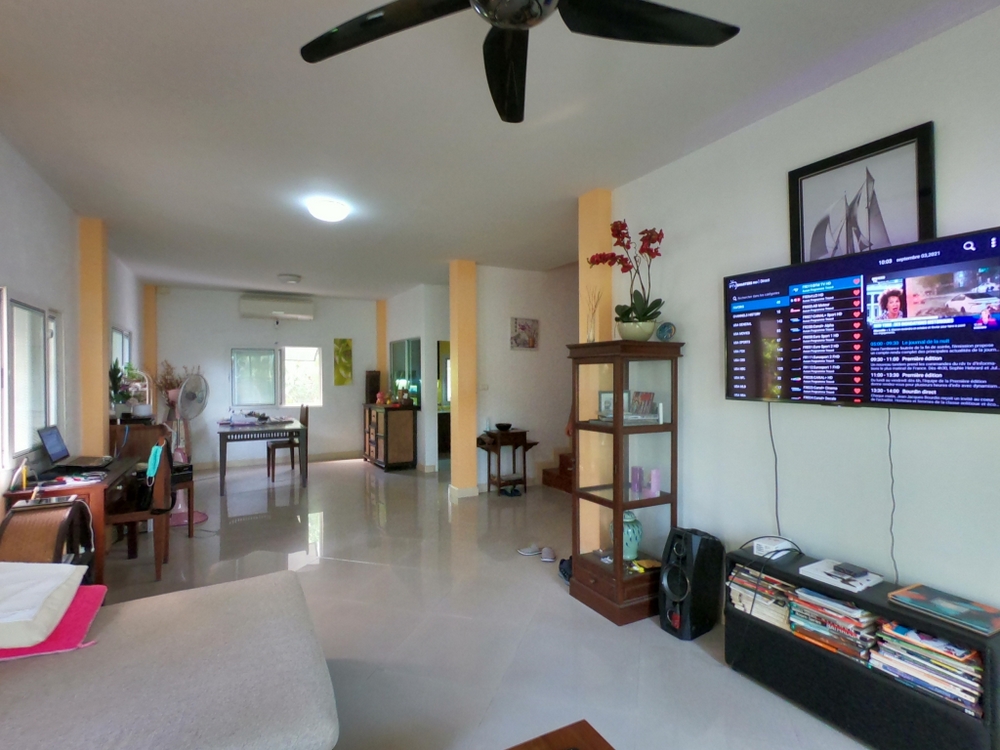 Fully furnished 3 Bedroom House For Sale Near Payap University Sansai Chiang Mai