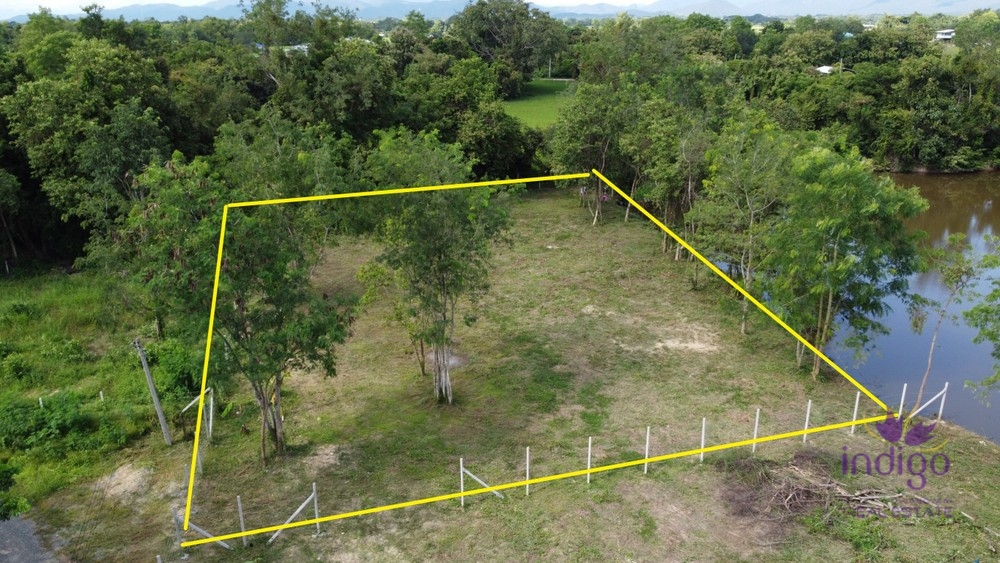 Waterfront Land for sale 387 Sqw Doisaket Chiangmai