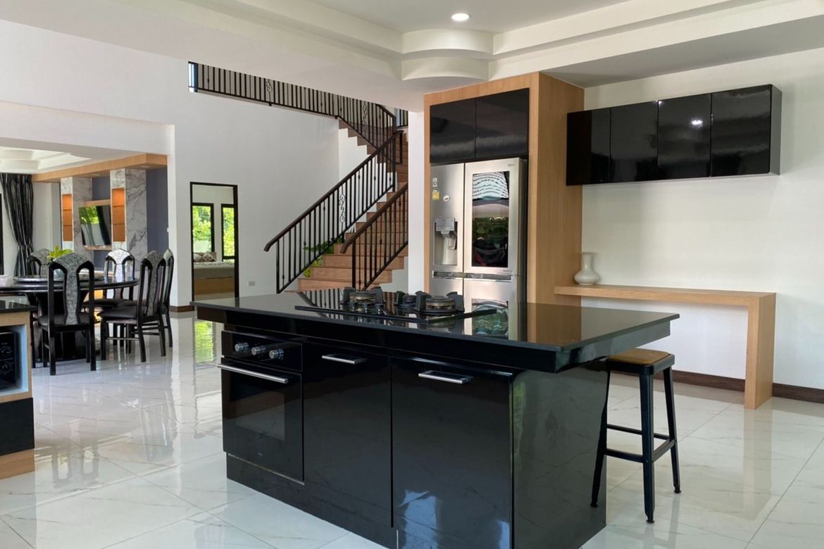 2 Storey Pool Villa For Sale