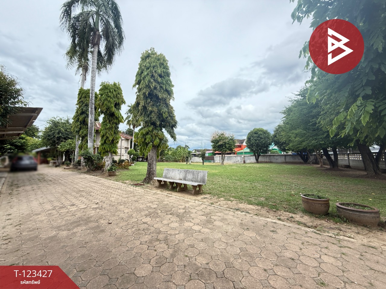 ขายบ้านเดี่ยวพร้อมที่ดิน เนื้อที่ 1 ไร่ 1 งาน 52.2 ตร.วา หน้าเมือง ราชบุรี