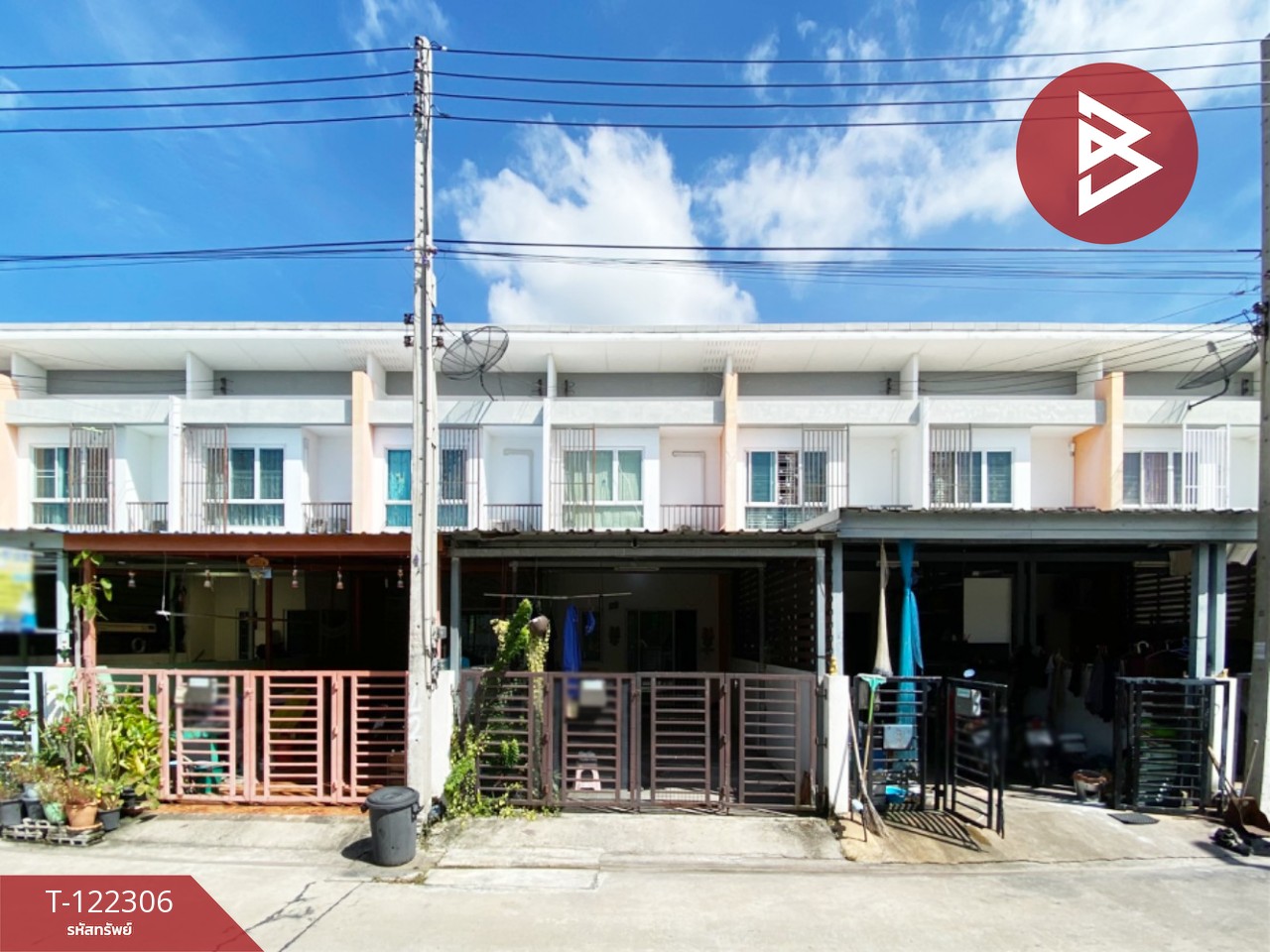 ขายทาวน์เฮ้าส์ หมู่บ้านสิรารมย์พลัส มอเตอร์เวย์ (Sirarom Plus Motorway) ฉะเชิงเทรา