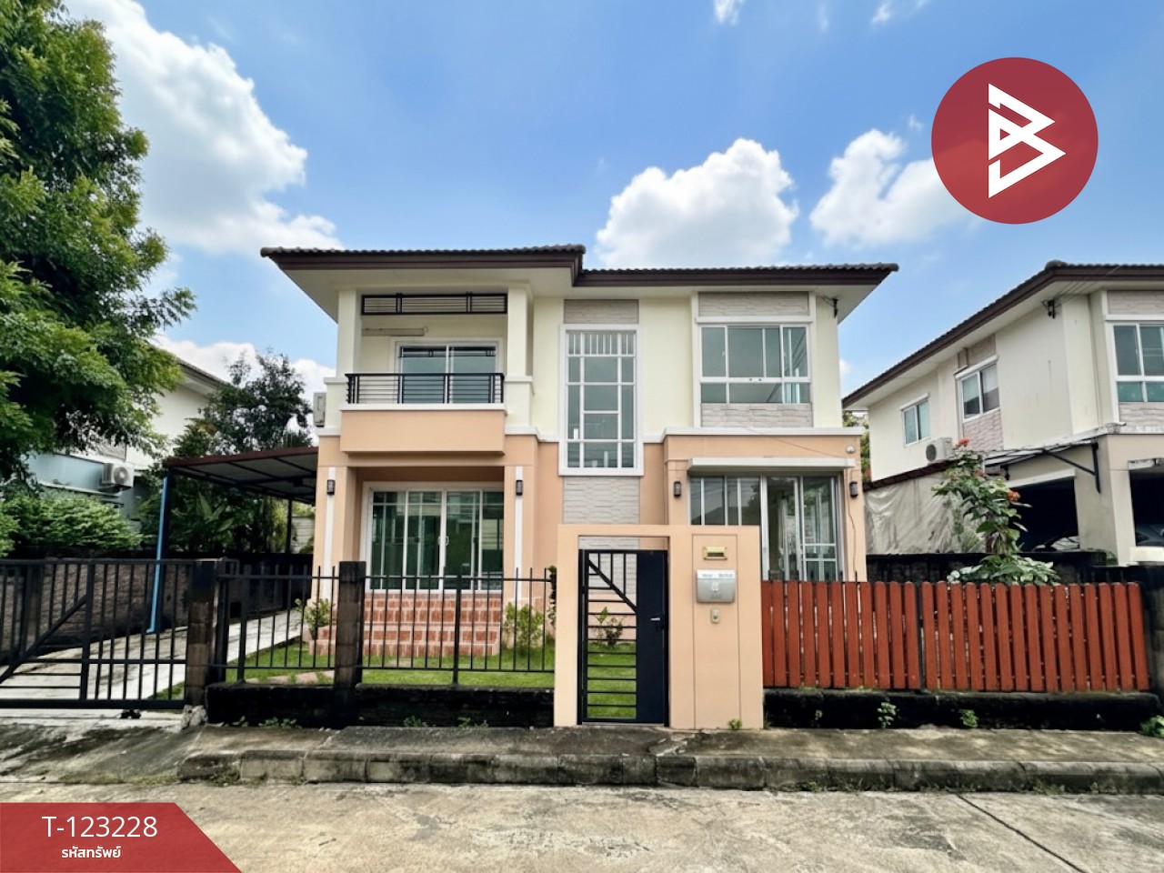 ขายบ้านเดี่ยว หมู่บ้านเดอะแพลนท์ บางนา (The Plant Bangna) สมุทรปราการ