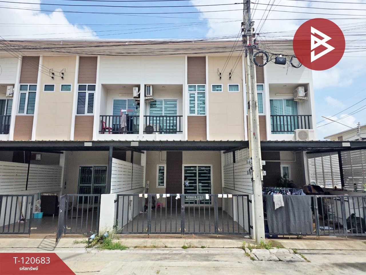 ขาย/เช่า ทาวน์เฮ้าส์ หมู่บ้านโกลเด้นทาวน์ แหลมฉบัง-ศรีสุวิช (Golden Town Laemchabang-Srisuvit) ชลบุรี