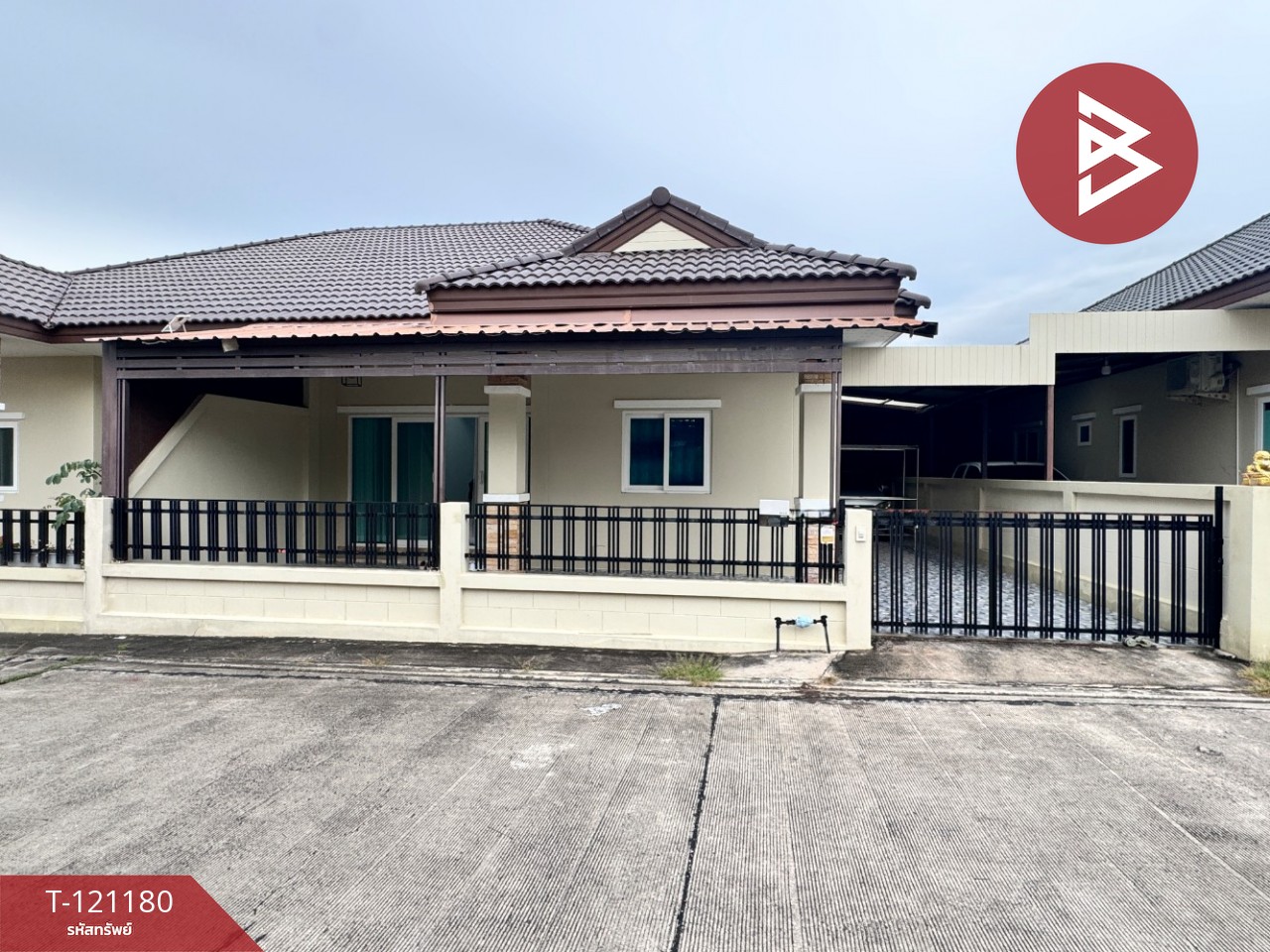 ขายบ้านแฝด หมู่บ้านวิกทรอรี่ ปาร์ค (Victory Park) ชลบุรี