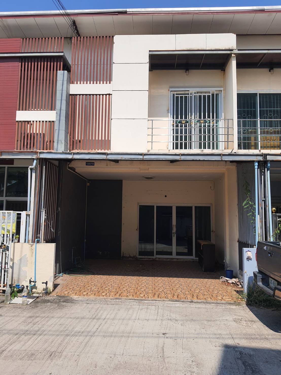 KTB : อาคารพาณิชย์ ตำบลหมากแข้ง อุดรธานี 64NE011501635