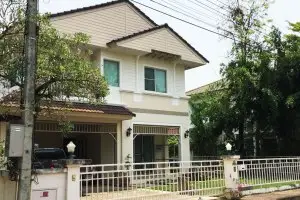 ขายบ้าน ในโครงการ ชลลดา แลนด์ แอนด์ เฮ้าส์ พาร์ค 2 ชั้น บ้านสวยราคาไม่แพง หนองหาร · หนองหาร · สันทราย · เชียงใหม่ 
