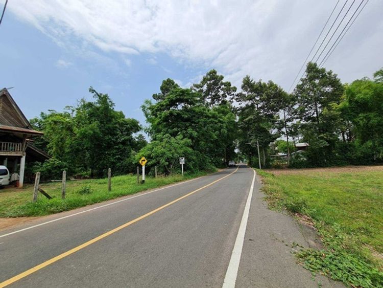 ขายที่ดินปล่าว ทำเลงาม 2 งาน 32 ตร.วา อำเภอเมืองศรีสะเกษ เหมาะกับการ , ภาพที่ 4