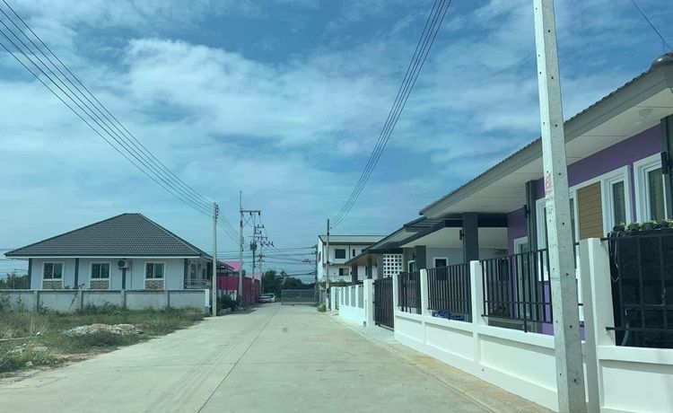 ขาย บ้าน ในโครงการ เกษมสุข ตำบลท่าทองหลาง อำเภอบางคล้า, ภาพที่ 4