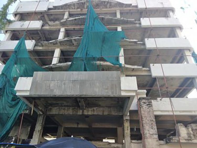 SELL LAND WITH OLD BUILDING SUITABLE HOUSE ETC AT THONG LOR SUKHUMVIT55, ภาพที่ 4