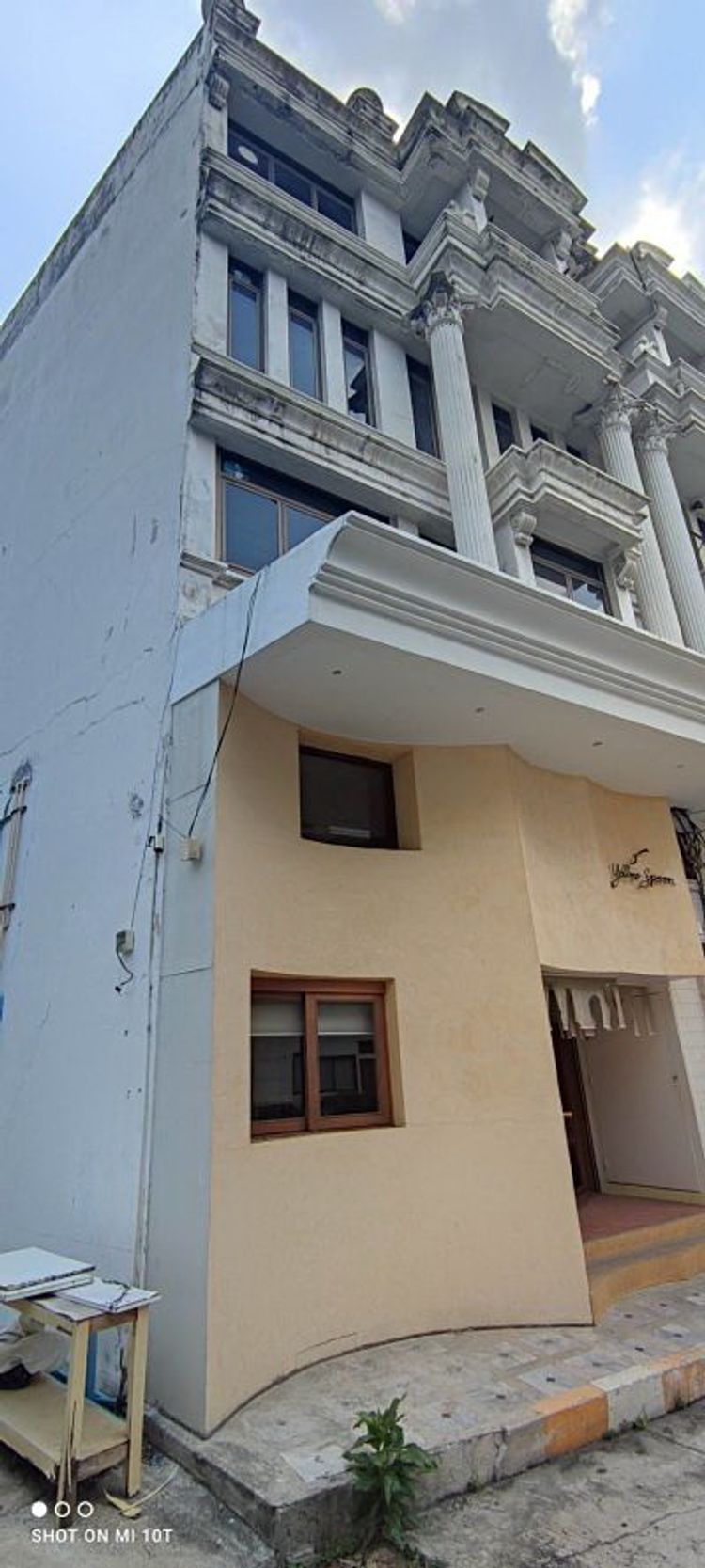 Commercial building 4.5 Storey for sale with tenant in Ekkamai, ภาพที่ 4