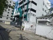 SELL LAND WITH OLD BUILDING SUITABLE HOUSE ETC AT THONG LOR SUKHUMVIT55