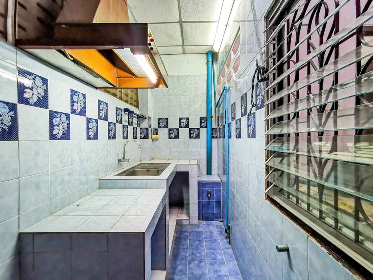 ขายบ้านทาวน์เฮ้าส์2ชั้น 16 ตร.วา (2 ห้องนอน 2 ห้องน้ำ 1 ที่จอดรถ 2), ภาพที่ 4