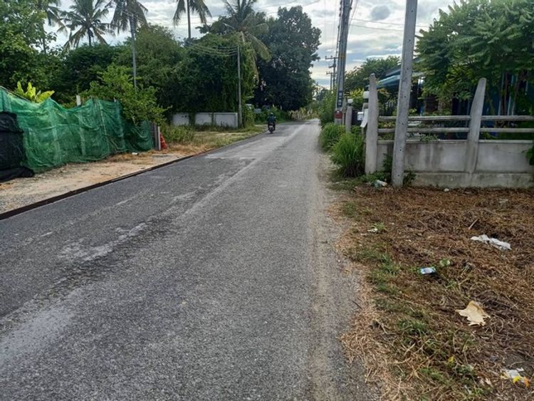 ขายที่ดิน 80ตรว.1ล้านบาท รวมโอน ใกล้ถนนต้นยาง วัดปากกอง ต.สารภี อ.สารภี, ภาพที่ 4