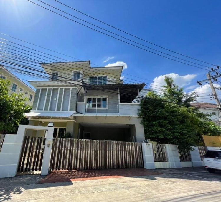 ให้เช่า บ้านเดี่ยว 3 ชั้น หมู่บ้านซื่อตรงแกรนด์โฮม เกษตร-รัชโยธิน 1มี 6, ภาพที่ 4