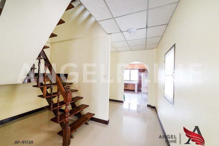 ขาย ทาวน์โฮม ในโครงการ หมู่บ้านนภาศิริ  ตำบลบางเมือง จังหวัดสมุทรปราการ, ภาพที่ 4