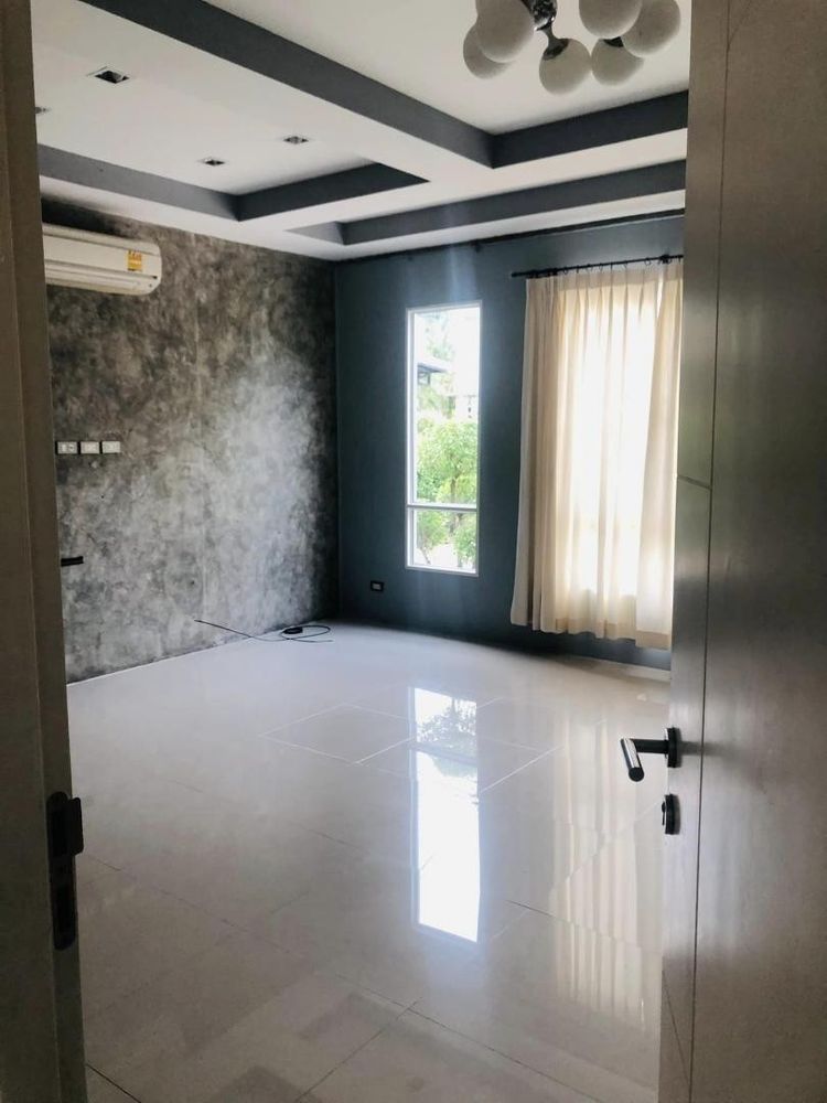 B453 ให้เช่าบ้านเดี่ยว 2ชั้น หมู่บ้านฮาบิเทีย โมทีฟ ถนนปัญญาอินทรา, ภาพที่ 4