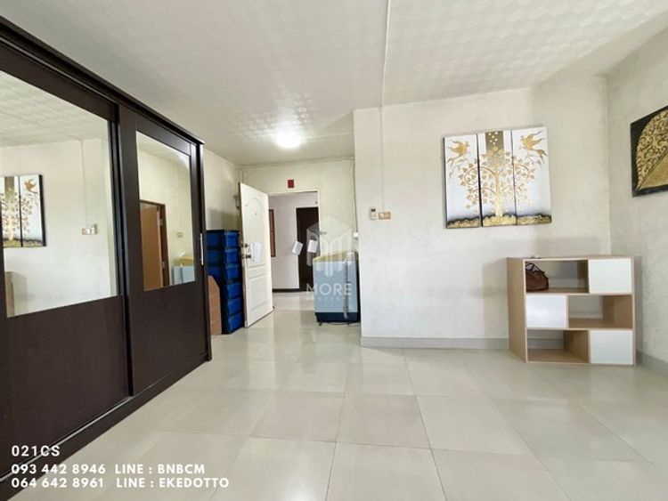  More-021CSลานนาคอนโด ห้องใหญ่ ราคาไม่ถึงล้านตึก B 38 ตรม ห้องมุม   , ภาพที่ 4