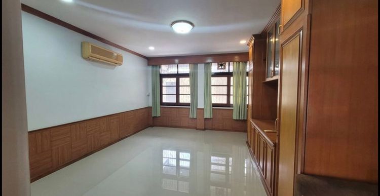 ให้เช่า บ้าน ในโครงการ ซอยสมเด็จเจ้าพระยา11 แขวงคลองสาน เขตคลองสาน, ภาพที่ 4