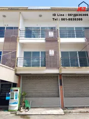 ขายขาดทุนอาคารพาณิชย์ 3 ชั้น  ตำบลหินกอง  จังหวัดราชบุรี มีพื้นที่ 28 ตารางวา ราคา 1,789,000 บาท 