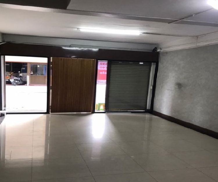 ขายอาคารพาณิชย์พหลโยธิน 3 ชั้น ซอยพหลโยธิน 35 เข้าซอย 100 เมตร ใกล้ BTS, ภาพที่ 4