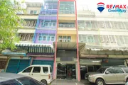 ขายอาคารพาณิชย์เจริญนคร37 ตกแต่งพร้อมอยู่ 5.5 ชั้น 17 ตร.ว ทำสำนักงานหรืออยู่อาศัย เฟอร์นิเจอร์ ใกล้ดิไอคอนสยาม